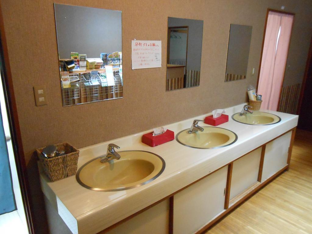 Biwa Monogatari Hotel Atami  Esterno foto